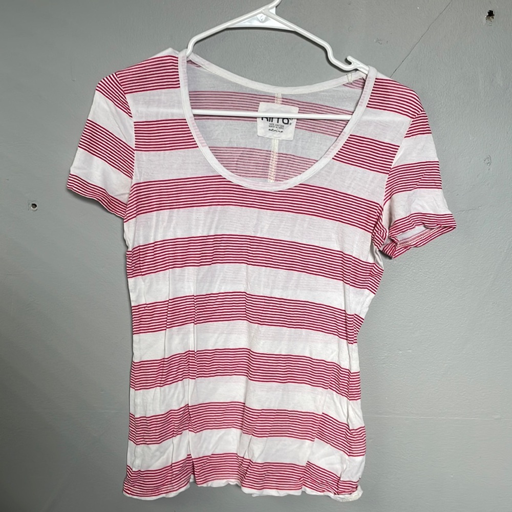 Kirra women’s medium viscose rounded neckline striped t shirt preppy coastal